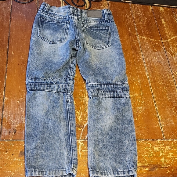 Boys Size 6 Jeans - Picture 6 of 8